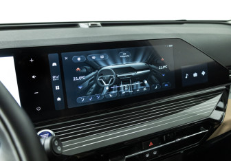 Подержанный автомобиль LIVAN X6PRO 2023 года (16 фото)