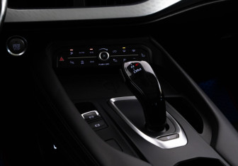 Подержанный автомобиль Haval F7 2022 года (13 фото)