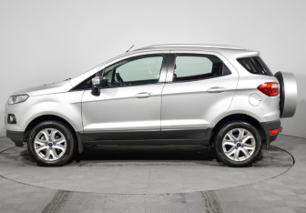 Подержанный автомобиль Ford EcoSport 2014 года (8 фото)