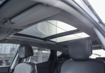 Подержанный автомобиль Hyundai Santa Fe 2017 года (27 фото)