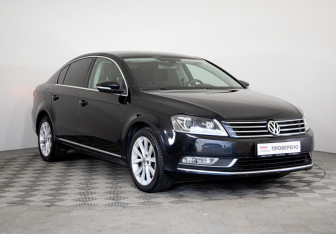 Подержанный автомобиль Volkswagen Passat Sedan 2012 года (3 фото)