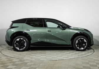 Подержанный автомобиль Zeekr X 2024 года (4 фото)