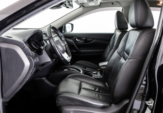 Подержанный автомобиль Nissan X-Trail 2020 года (19 фото)