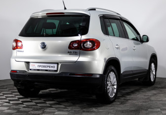 Подержанный автомобиль Volkswagen Tiguan 2011 года (5 фото)