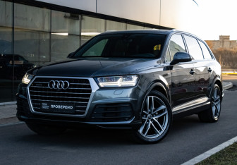 Подержанный автомобиль Audi Q7 2018 года (4 фото)