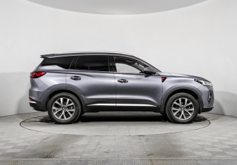 Подержанный автомобиль Chery Tiggo 7 Pro Max 2023 года (4 фото)