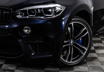 Подержанный автомобиль BMW X6 M 2017 года (2 фото)