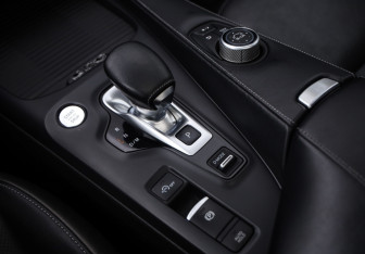 Подержанный автомобиль Infiniti QX50 2018 года (19 фото)