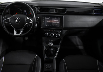 Подержанный автомобиль Renault Arkana 2019 года (14 фото)