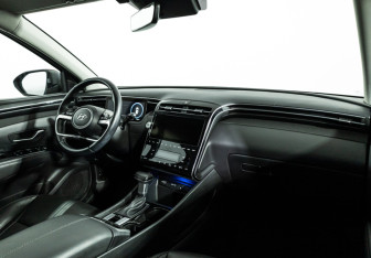 Подержанный автомобиль Hyundai Tucson 2021 года (9 фото)