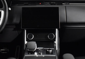 Подержанный автомобиль Land Rover Range Rover 2022 года (15 фото)