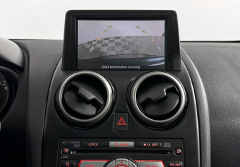 Подержанный автомобиль Nissan Qashqai 2007 года (20 фото)