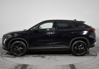 Подержанный автомобиль Omoda C5 2023 года (8 фото)