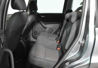 Подержанный автомобиль Skoda Yeti 2014 года (11 фото)