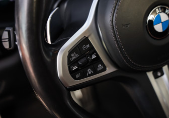 Подержанный автомобиль BMW X5 2019 года (16 фото)