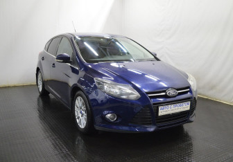 Подержанный автомобиль Ford Focus Hatchback 2012 года (3 фото)