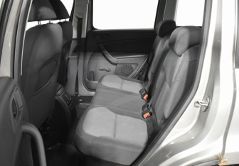 Подержанный автомобиль Skoda Yeti 2012 года (11 фото)