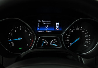 Подержанный автомобиль Ford Focus Hatchback 2019 года (12 фото)