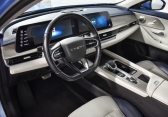 Подержанный автомобиль Chery Arrizo 8 2023 года (9 фото)