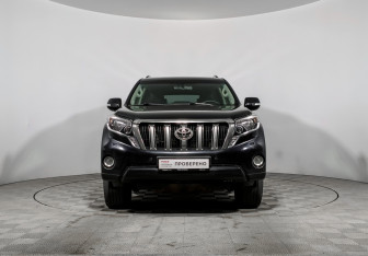 Подержанный автомобиль Toyota Land Cruiser Prado 2015 года (2 фото)