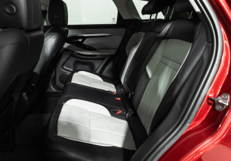 Подержанный автомобиль Land Rover Range Rover Evoque 2019 года (10 фото)
