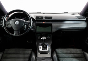 Подержанный автомобиль Volkswagen Passat Wagon 2008 года (10 фото)
