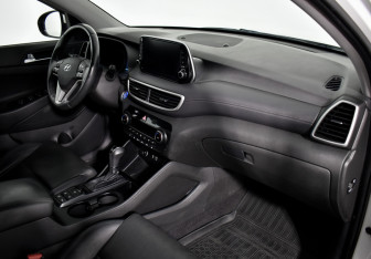 Подержанный автомобиль Hyundai Tucson 2018 года (13 фото)