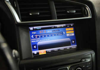 Подержанный автомобиль Citroen C4 Sedan 2013 года (13 фото)