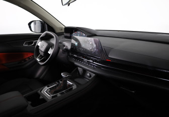 Подержанный автомобиль Changan CS55PLUS 2023 года (10 фото)