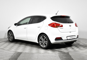 Подержанный автомобиль Kia Ceed Hatchback 2013 года (7 фото)