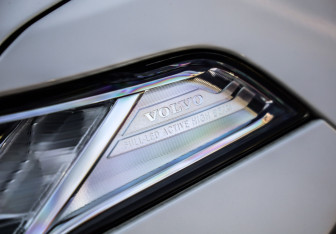 Подержанный автомобиль Volvo XC90 2020 года (3 фото)
