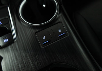 Подержанный автомобиль Toyota Camry Sedan 2021 года (20 фото)