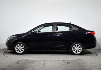 Подержанный автомобиль Changan Alsvin 2023 года (8 фото)