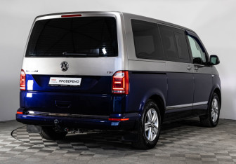 Подержанный автомобиль Volkswagen Multivan 2015 года (6 фото)