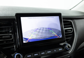 Подержанный автомобиль Hyundai Solaris Sedan 2021 года (15 фото)