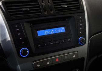 Подержанный автомобиль Geely Emgrand X7 2015 года (11 фото)