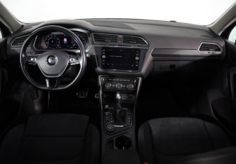 Подержанный автомобиль Volkswagen Tiguan 2018 года (9 фото)