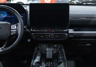 Подержанный автомобиль Haval H7 2025 года (15 фото)