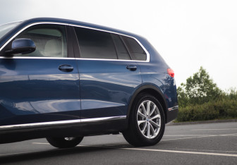 Подержанный автомобиль BMW X7 2019 года (2 фото)