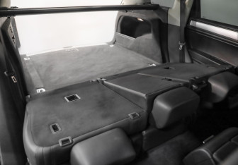 Подержанный автомобиль Volkswagen Touareg 2015 года (27 фото)