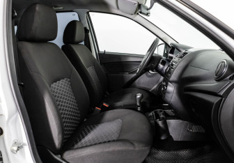 Подержанный автомобиль LADA (ВАЗ) Granta Liftback 2023 года (16 фото)