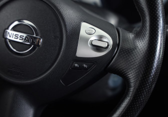 Подержанный автомобиль Nissan Juke 2012 года (11 фото)