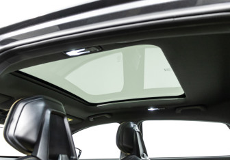 Подержанный автомобиль Changan UNI-V 2023 года (15 фото)