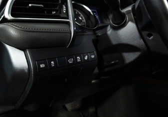 Подержанный автомобиль Toyota Camry Sedan 2019 года (17 фото)