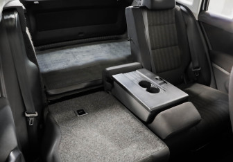 Подержанный автомобиль Volkswagen Tiguan 2014 года (29 фото)