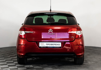 Подержанный автомобиль Citroen C4 Hatchback 2012 года (6 фото)