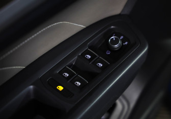 Подержанный автомобиль Volkswagen Teramont 2021 года (24 фото)