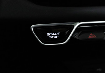 Подержанный автомобиль Geely Coolray 2024 года (19 фото)