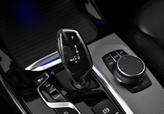 Подержанный автомобиль BMW X3 2020 года (11 фото)