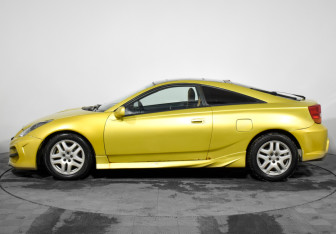 Подержанный автомобиль Toyota Celica Liftback 2002 года (8 фото)